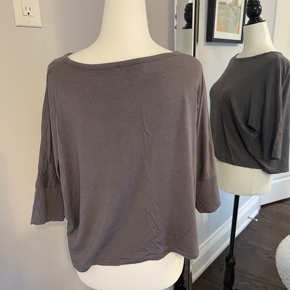 Forever 21 3/4 length t-shirt - Picture 3 of 5